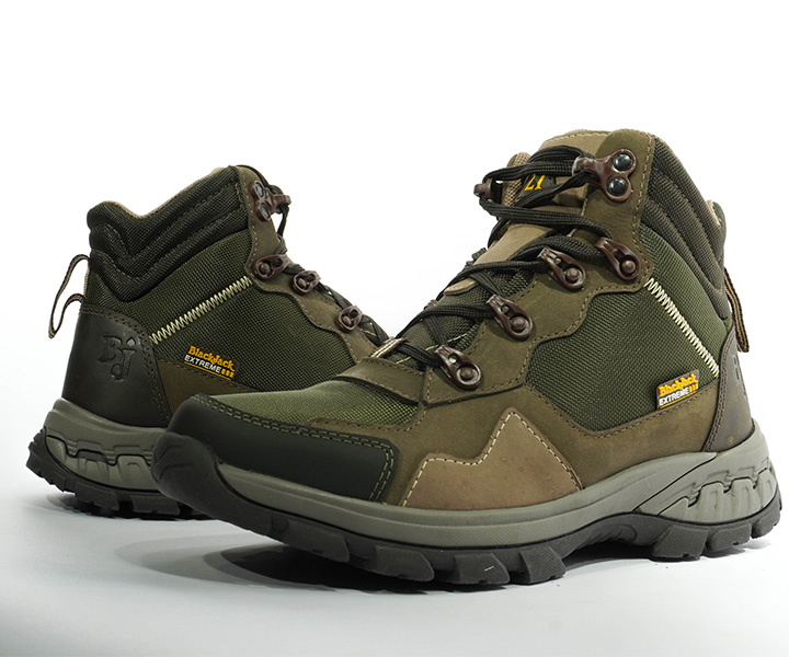 Bota outdoor alaska color verde serrano para mujer - 728