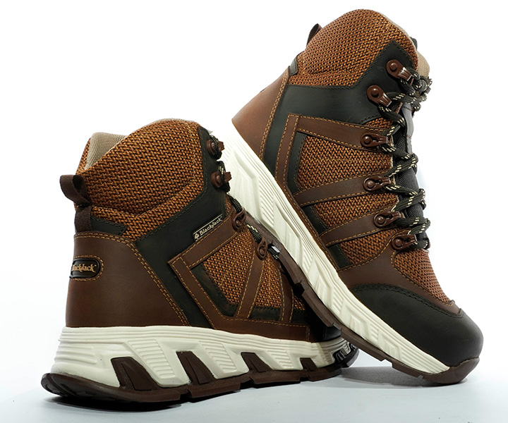 Bota outdoor Manchester color maní para hombre - 1386