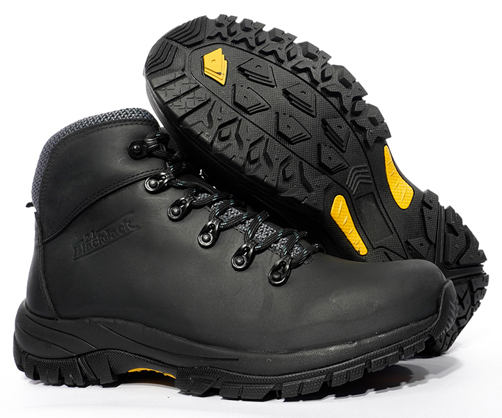 Bota Outdoor Moscú color negra para hombre - 1481