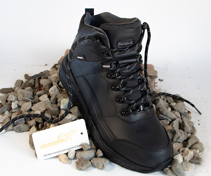 Bota Outdoor Olympus color negro para hombre - 1638