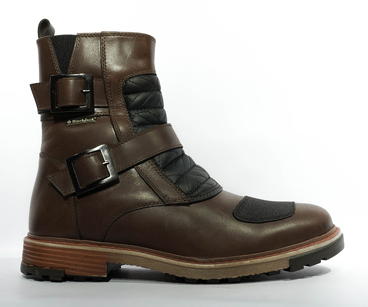 Bota outdoor promo 105 color café - 1360